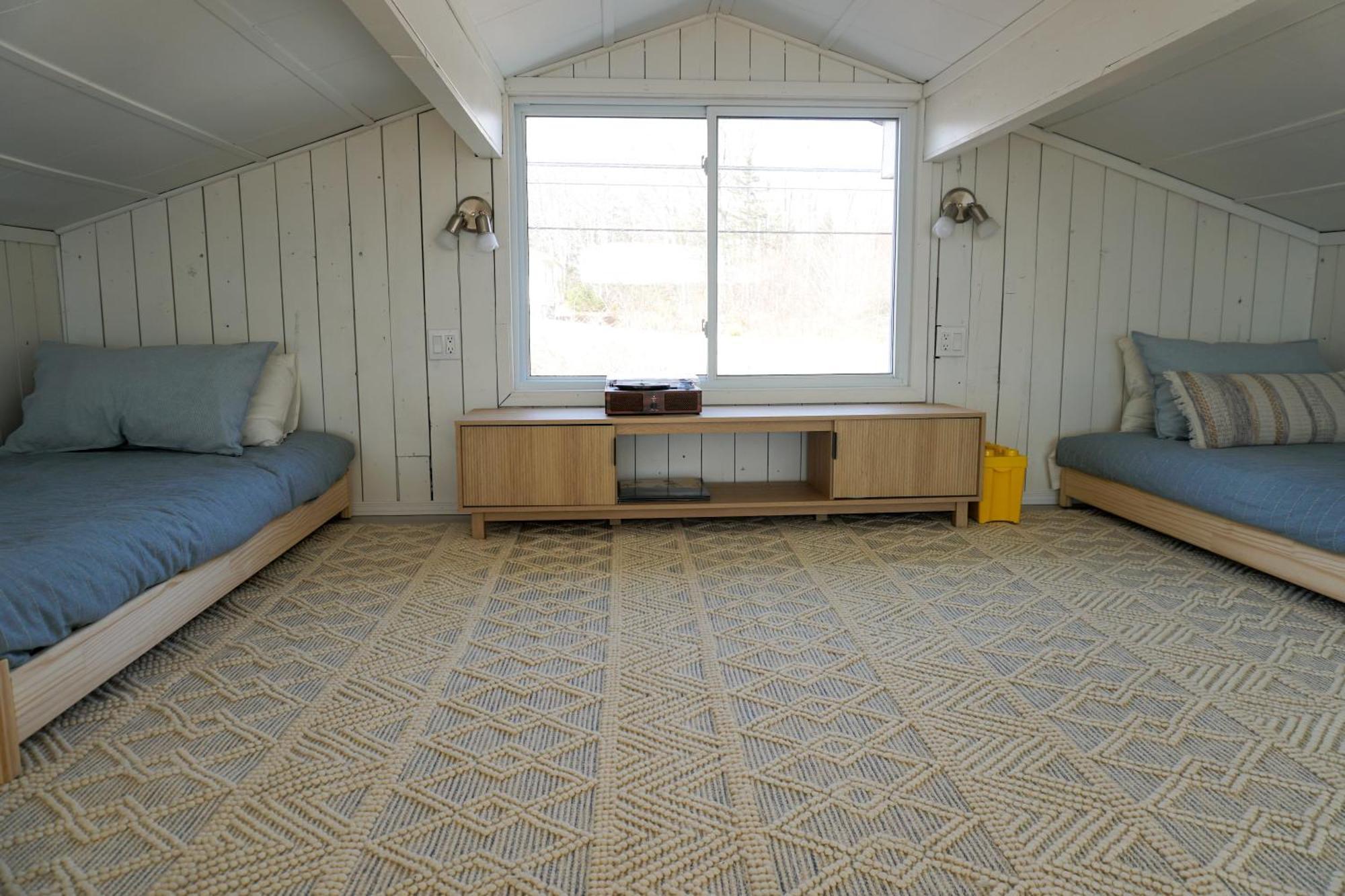 Blissful Oceanfront Cottage In Port Mouton Екстер'єр фото